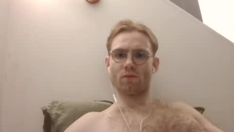 Snapshot of molliter chatting on March 2025 04:56:01 AM molliter online show from March 2025 04:56:01 AM