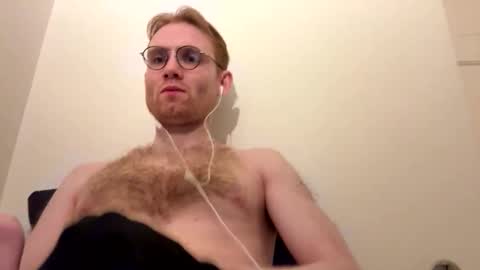 Snapshot of molliter chatting on October 2025 12:25:02 AM molliter online show from October 2025 12:25:02 AM