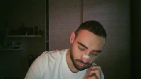 Snapshot of mollo20 chatting on October 2025 01:12:01 PM mollo20 online show from October 2025 01:12:01 PM