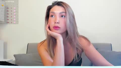 molly_anderson_ online show from September 2025 09:20:01 AM