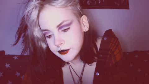 Molly Crow online show from March 2025 11:32:02 PM