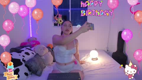 MARIANA online show from December 2024 02:33:01 AM
