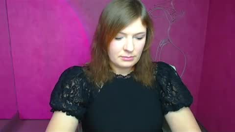 Molly online show from December 2024 01:01:02 PM