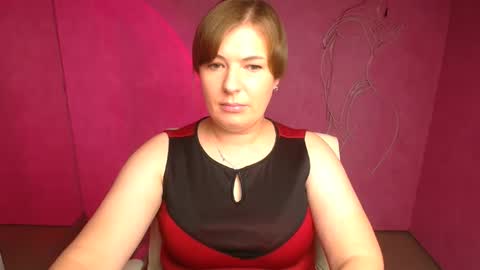 Molly online show from September 2025 06:01:02 AM