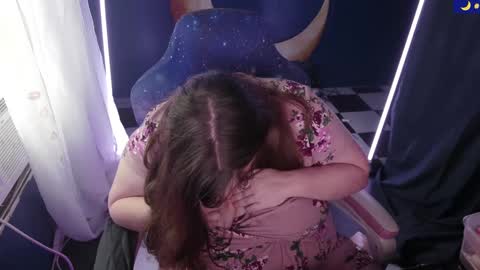 molly_moons online show from October 2025 03:07:02 PM