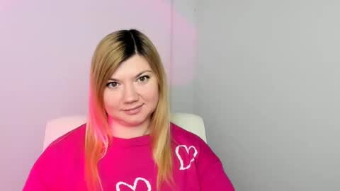 Molly online show from February 2025 12:49:01 PM
