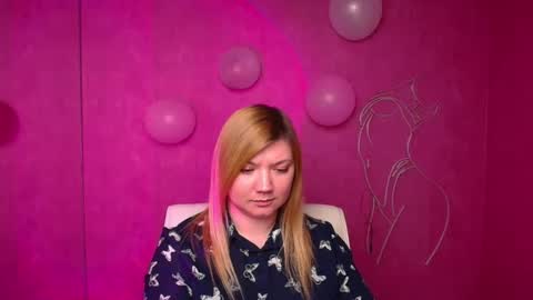 Molly online show from February 2025 03:32:02 PM