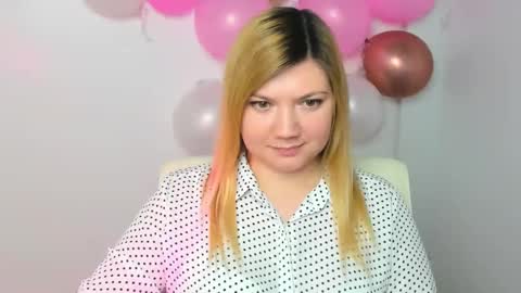 Molly online show from February 2025 04:55:01 PM