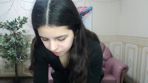 Molly Owens online show from December 2024 07:56:02 AM