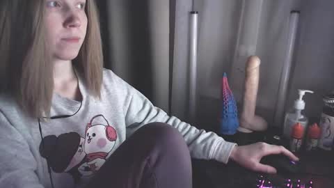I have new photos come and see with love Molly online show from January 2025 12:38:02 AM