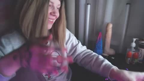 I have new photos come and see with love Molly online show from January 2025 12:28:02 AM