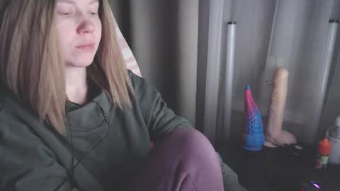 I have new photos come and see with love Molly online show from January 2025 03:55:02 AM