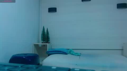 Snapshot of molly_spears chatting on January 2025 11:48:01 AM Molly Spears online show from January 2025 11:48:01 AM