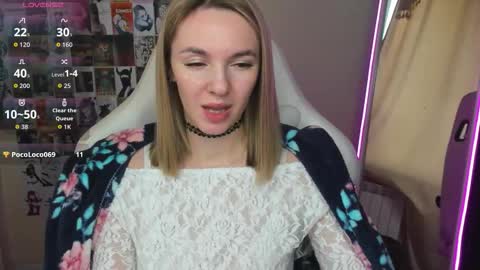 Molly online show from October 2025 01:17:02 AM