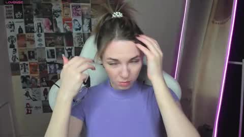 Molly online show from October 2025 01:50:02 AM