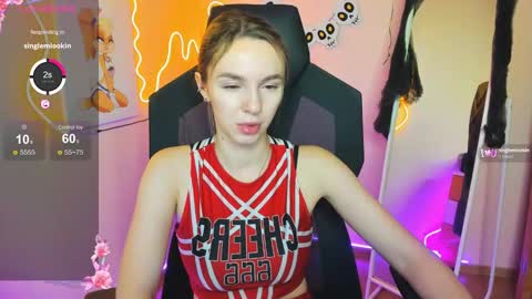 Molly online show from November 2025 01:37:01 AM