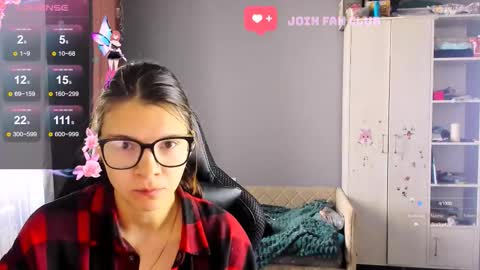  KIRA  online show from September 2025 05:01:02 AM