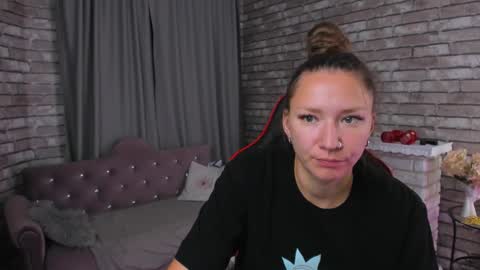 Snapshot of mollynay chatting on October 2025 12:22:02 AM hi im Molly heregreat boobs big heart warm pussy online show from October 2025 12:22:02 AM