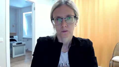 AngelMomm online show from October 2025 06:45:02 AM