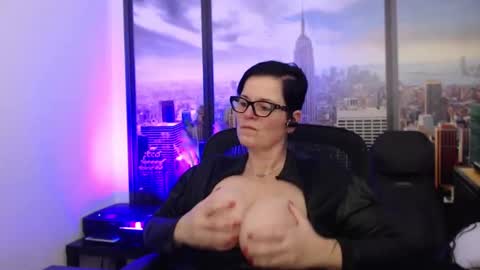 MollySun Nina Randmann online show from December 2024 08:29:01 PM