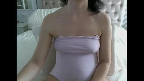 Amy online show from March 2025 09:25:02 AM