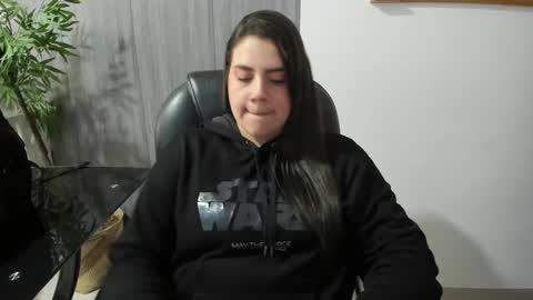 Mona online show from September 2025 11:55:02 AM