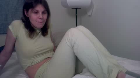 Mona online show from February 2025 08:13:02 AM