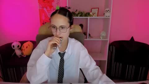 Snapshot of mona_cloud chatting on September 2025 08:23:01 PM Mona online show from September 2025 08:23:01 PM