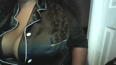 moni_simone online show from October 2025 03:18:02 AM