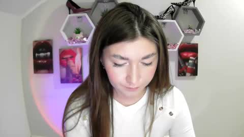 sweet girl and shine body online show from September 2025 11:11:01 AM