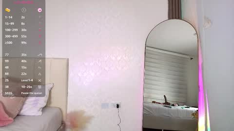 Snapshot of monicaflower chatting on October 2025 11:09:02 AM Kiim online show from October 2025 11:09:02 AM