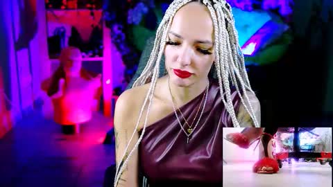 Snapshot of monicamaxwel chatting on November 2025 10:26:01 AM Monika online show from November 2025 10:26:01 AM