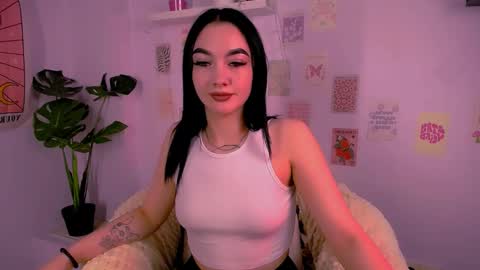 Monica online show from October 2025 02:45:02 AM