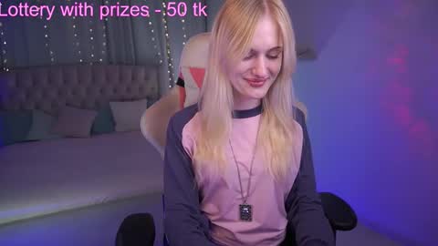 Snapshot of monicavelen chatting on September 2025 06:17:02 AM Monica online show from September 2025 06:17:02 AM