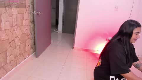 monikk__harrison online show from February 2025 12:47:01 PM