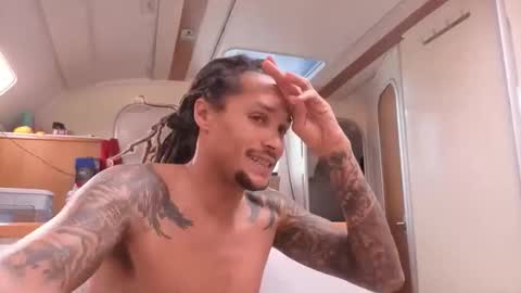 Snapshot of monkandmia chatting on November 2025 01:18:02 PM Monk and Mia online show from November 2025 01:18:02 PM