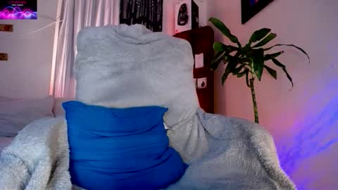 Snapshot of monnojones chatting on October 2025 02:36:02 AM monnojones online show from October 2025 02:36:02 AM