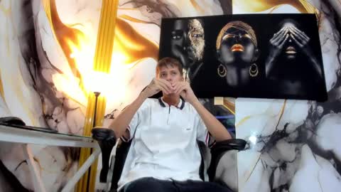 mono_blonde online show from September 2025 07:46:02 PM