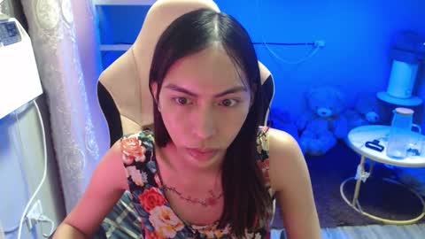 ELYSE A SIMPLE GIRL online show from October 2025 10:02:01 AM