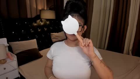 Ruthie online show from December 2024 02:19:02 PM