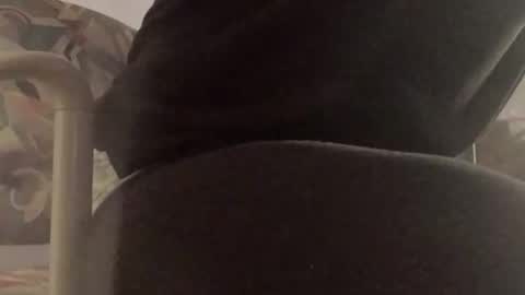 Snapshot of montydxxx2 chatting on November 2025 04:40:01 PM montydxxx2 online show from November 2025 04:40:01 PM