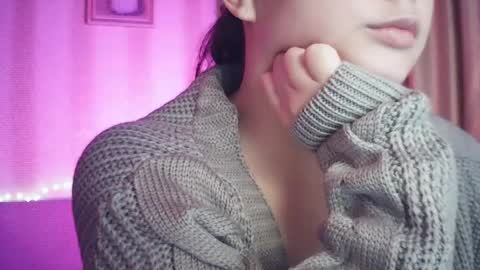 Snapshot of moodiemira chatting on October 2025 06:52:02 PM moodiemira online show from October 2025 06:52:02 PM