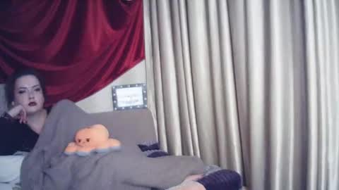 Snapshot of moodiemira chatting on November 2025 05:19:02 AM moodiemira online show from November 2025 05:19:02 AM