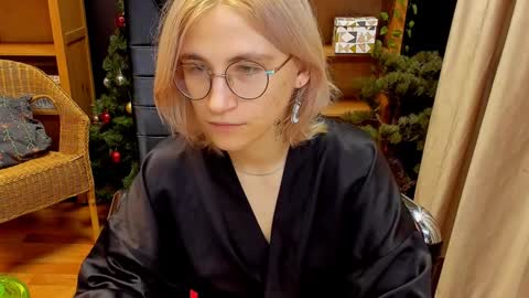 Katrin online show from December 2024 12:33:02 AM