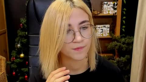 Katrin online show from December 2024 10:56:01 PM