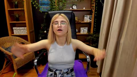 Katrin online show from January 2025 01:58:01 AM