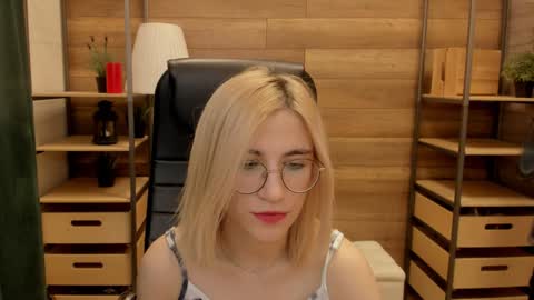 Katrin online show from January 2025 05:27:01 AM