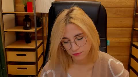 Katrin online show from January 2025 09:23:02 PM