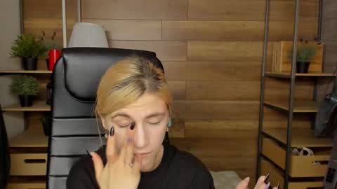 Katrin online show from January 2025 08:13:02 PM