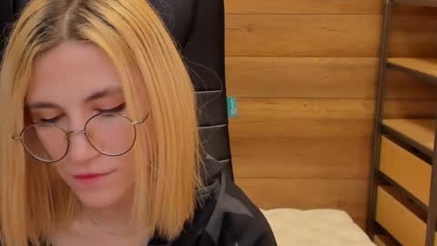 Katrin online show from February 2025 12:13:01 AM